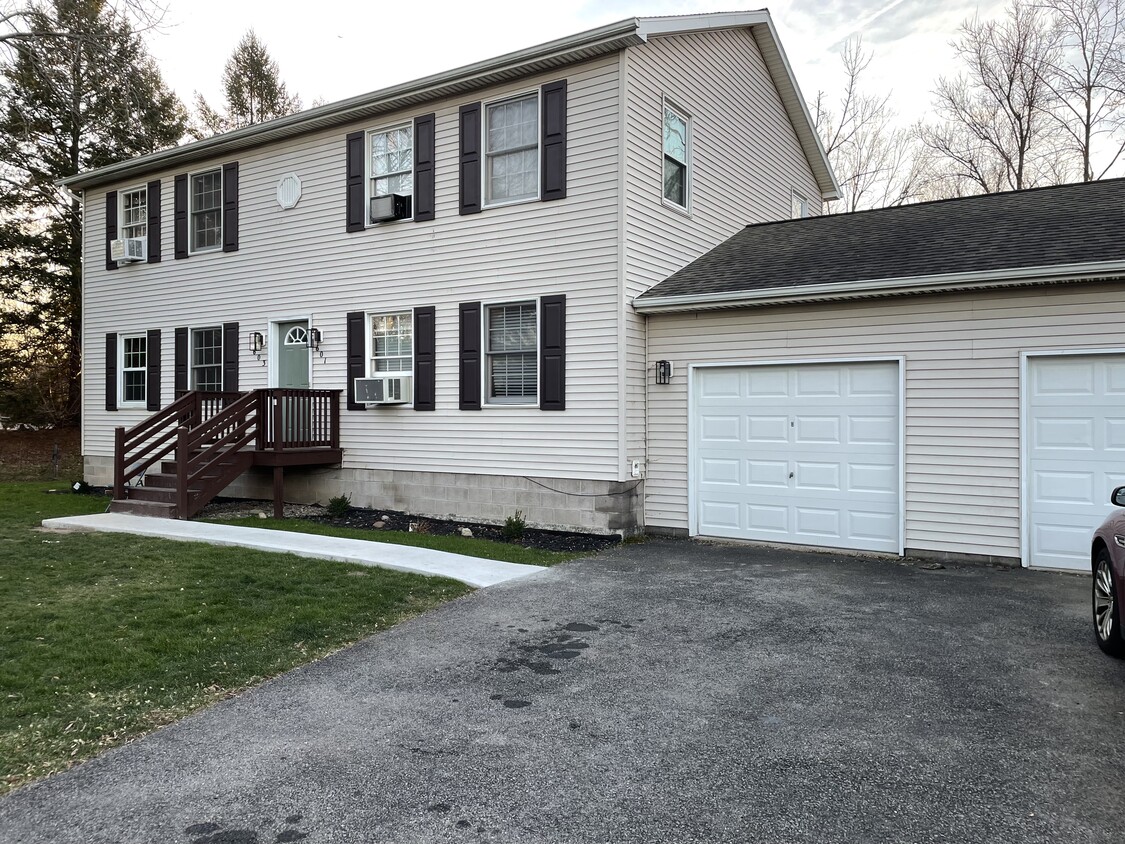 601 Macedon Center Rd, Fairport, Ny 14450 - Townhome Rentals In 