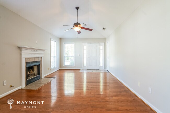 Foto del edificio - 376 Walker Way