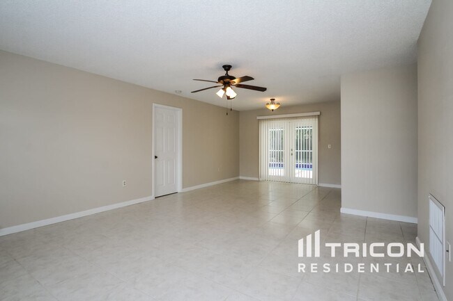 Building Photo - 3012 Lalani Blvd