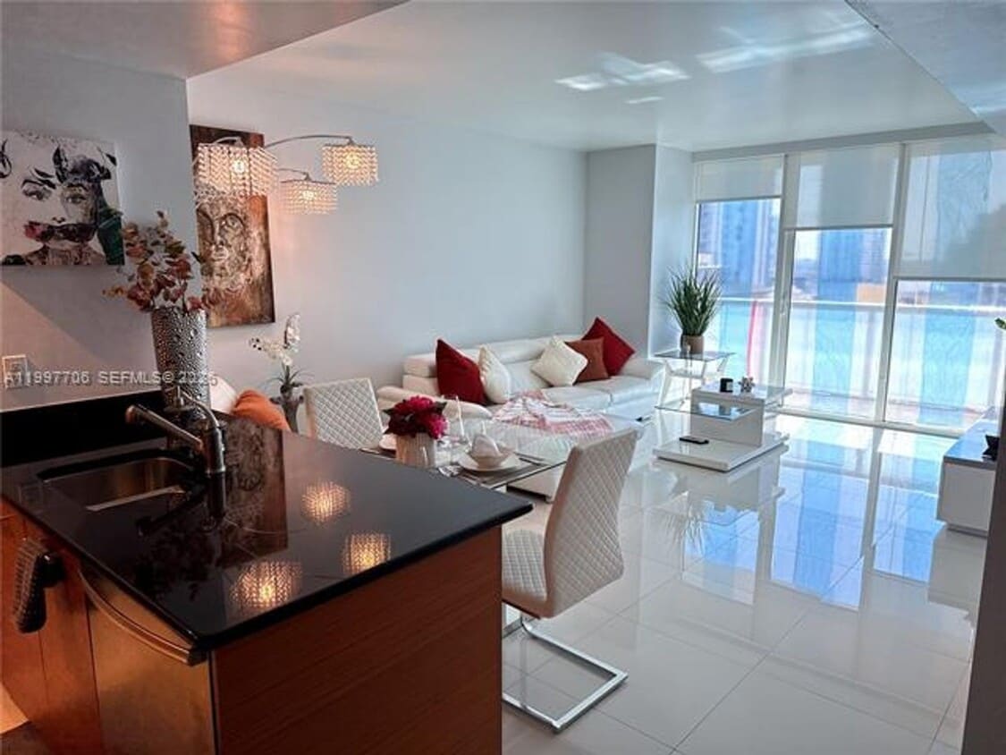Photo - 50 Biscayne Blvd # 1907 (A11997706)