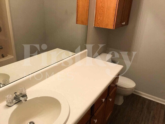 Foto del edificio - 9129 Village Dr NW