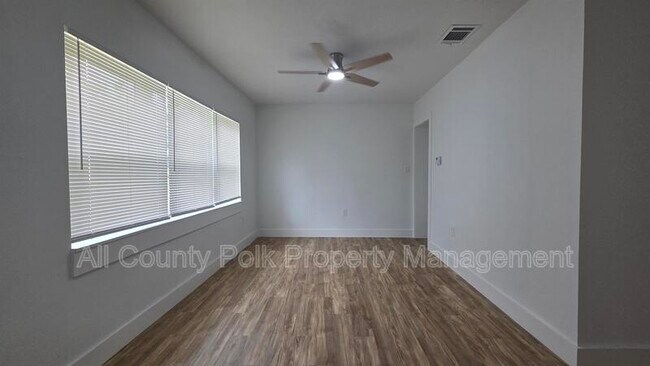 Building Photo - 2704 Homer Cir