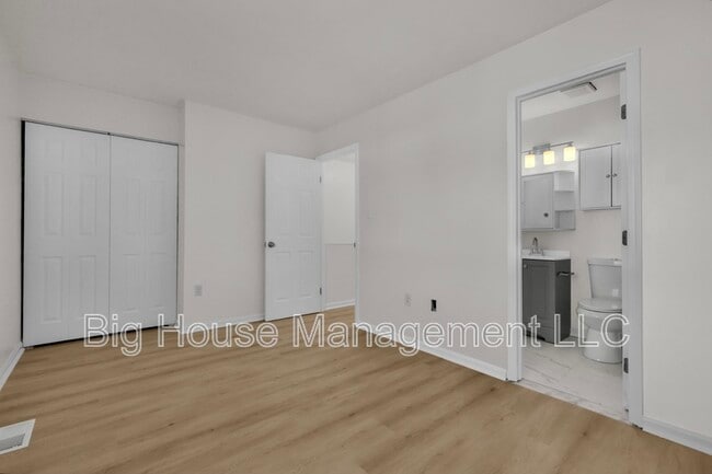 Photo - 3125 Heathcote Rd Townhome