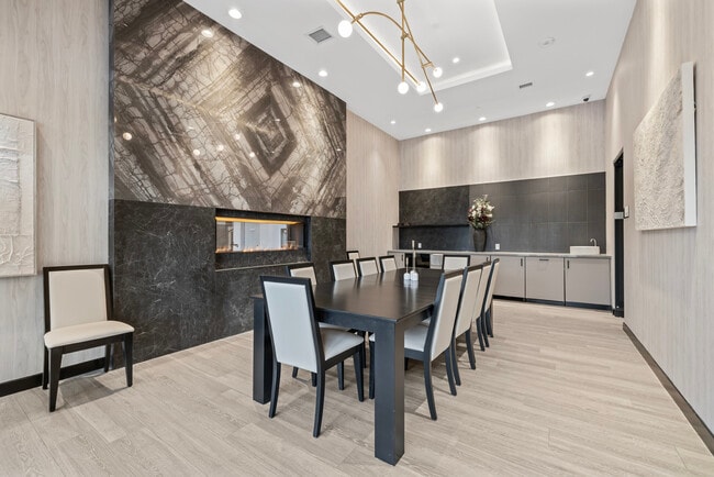 Building Photo - 8020 Derry Rd