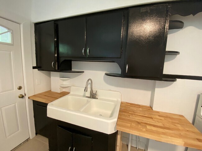 Foto del edificio - 85 Overlook Pl