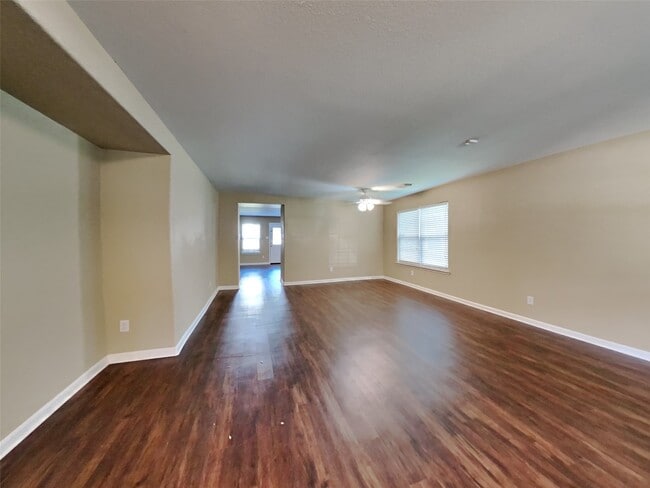 Foto del edificio - 6907 Oleander Grove Way
