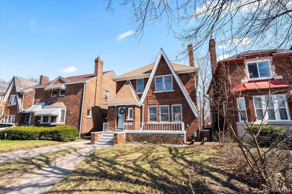 Primary Photo - 18010 Pennington Dr