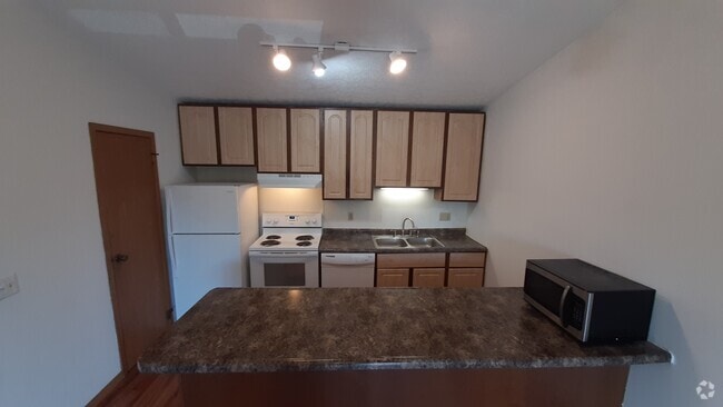 Building Photo - 2543 Neil Armstrong Dr