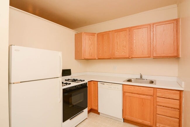 Building Photo - 4311 N Francisco Ave