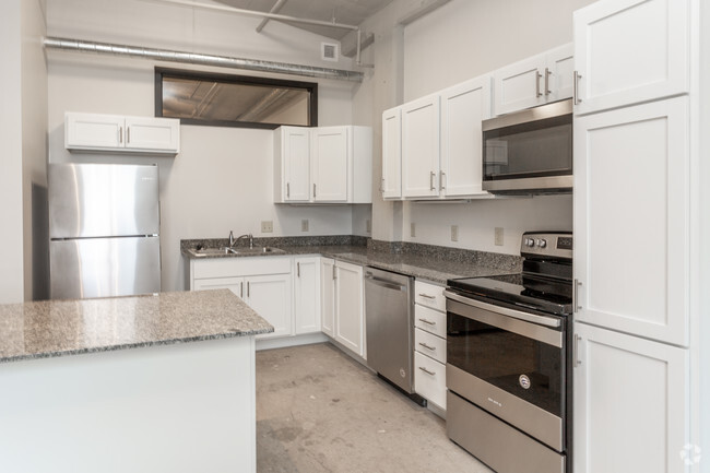 1BR, 1BA - Kitchen - Gordon-Van Tine Commons