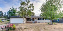 Primary Photo - Lovely Hillsboro Home in Nice Neighborhood!