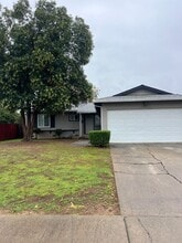 Building Photo - 10438 Abington Way