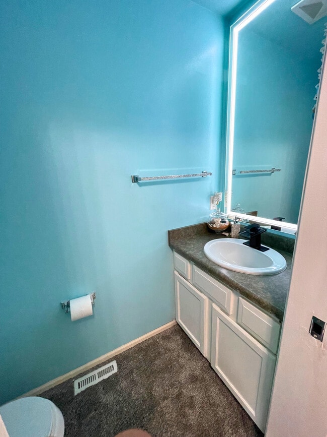 Building Photo - Freese Lane