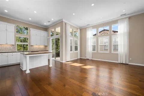 Foto del edificio - 124 Hayseed