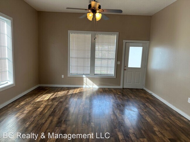 Building Photo - 3 br, 2 bath House - 1724 Highway 109 S