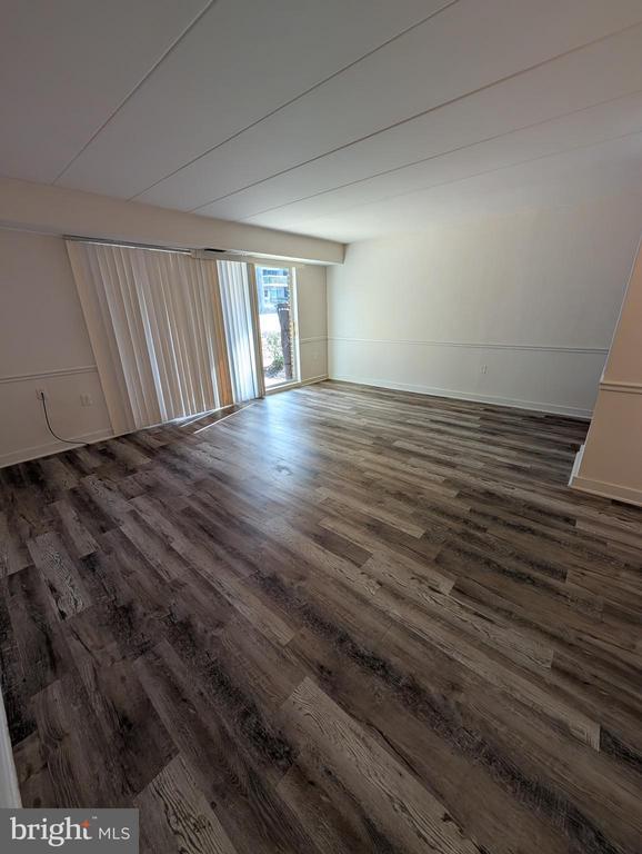 Foto del edificio - 3320 Hewitt Ave