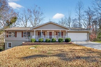 Building Photo - 463 Bronco Trail