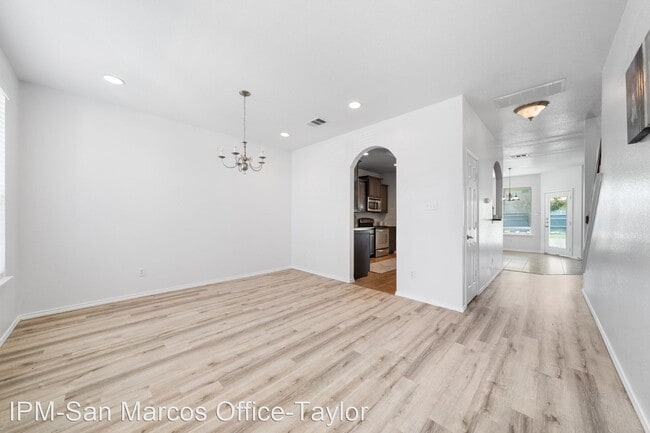 Building Photo - 4 br, 2.5 bath House - 6101 Malachi Lane