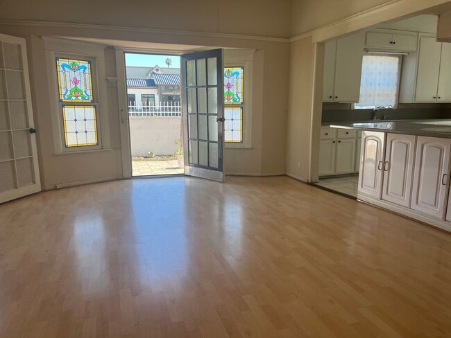 Building Photo - 1402 Alhambra Rd