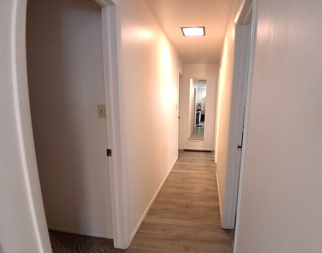 Foto del edificio - 776 N 600 E