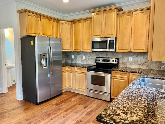 Building Photo - 228 Cabot Dr