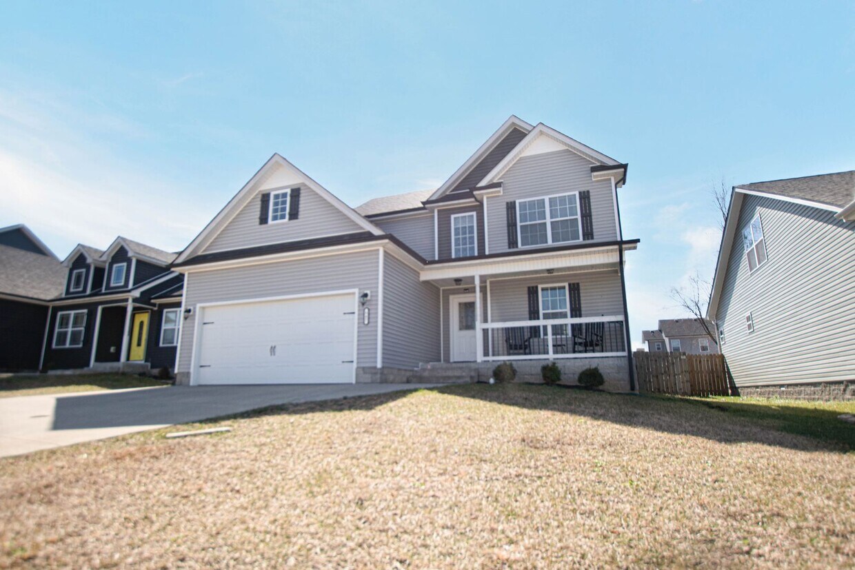 Primary Photo - Pet Friendly Three Bedroom!