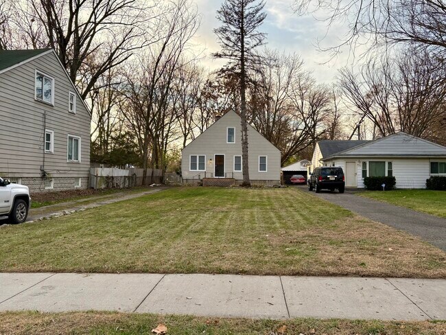 Foto del edificio - 19365 Grandview St