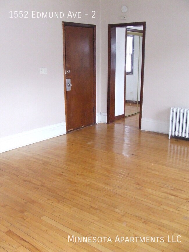 Building Photo - Cozy 1 Bedroom Available Near University Ave!