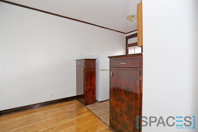 Foto del edificio - 4300 N Pulaski Rd