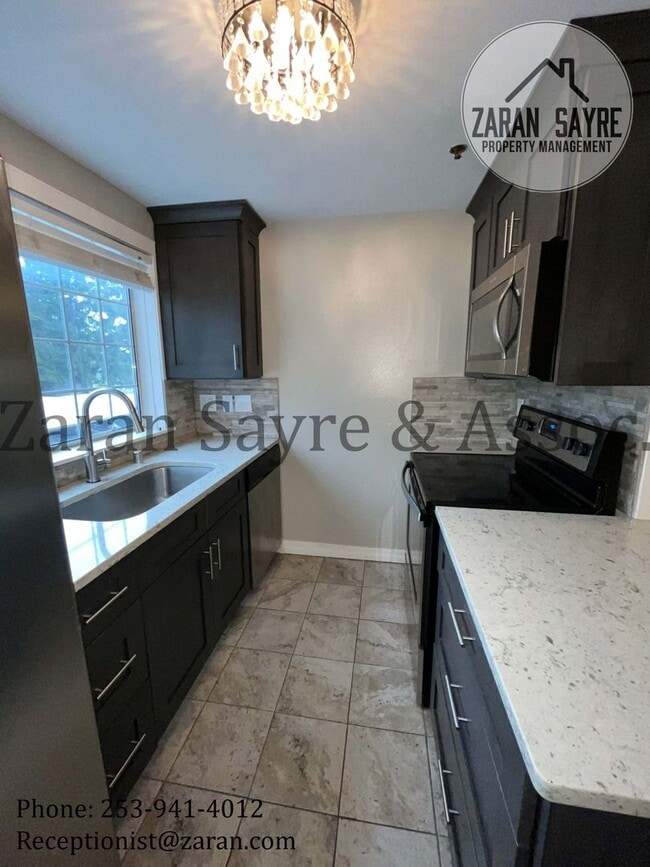 Photo - 039 - 2 bed, 2 bath condo minutes from Red...