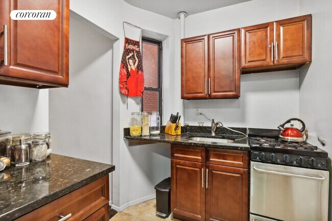 Foto del edificio - 403 E 77th St