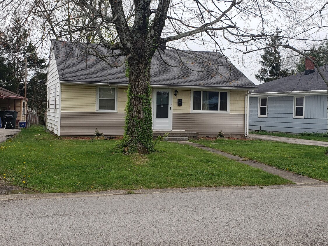 2112 Gary Dr, New Albany, IN 47150 House Rental in New Albany, IN