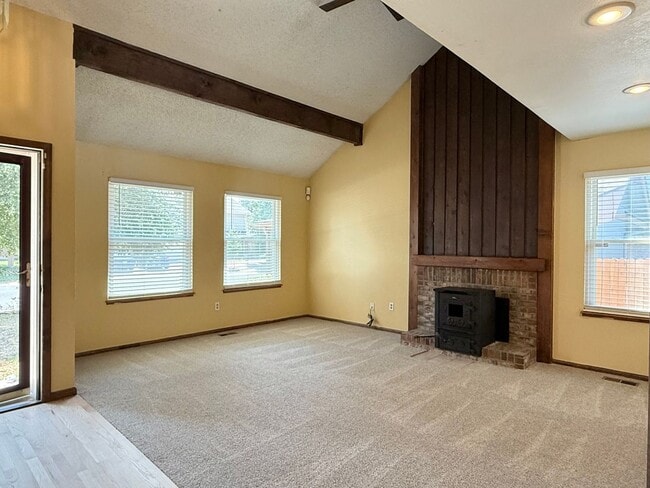 Foto del edificio - Spacious Home in the Heart of Aurora with ...