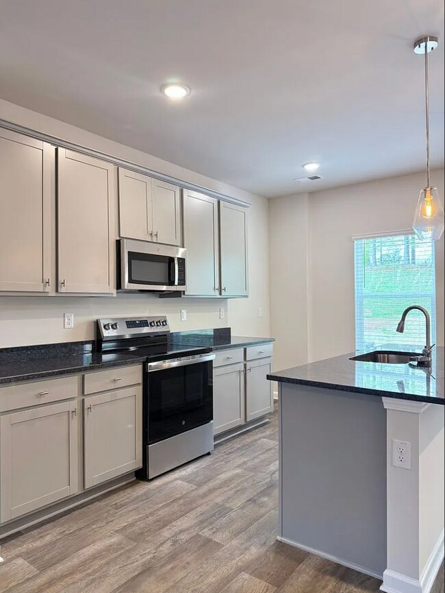 Foto del edificio - 3276 Hamlet Loop
