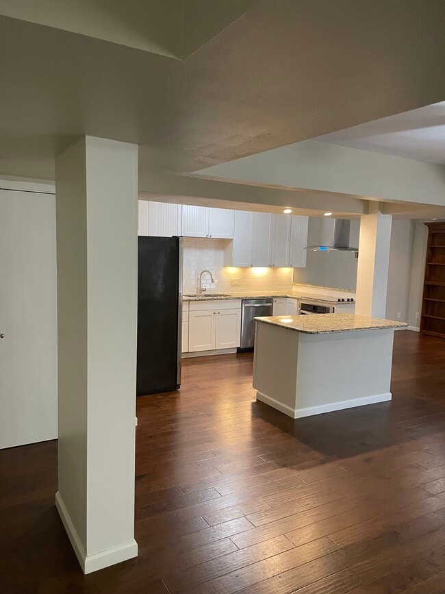 Foto del edificio - 4715 Ranch View Rd