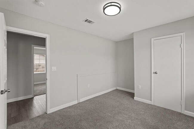 Building Photo - 4410 Tampico St