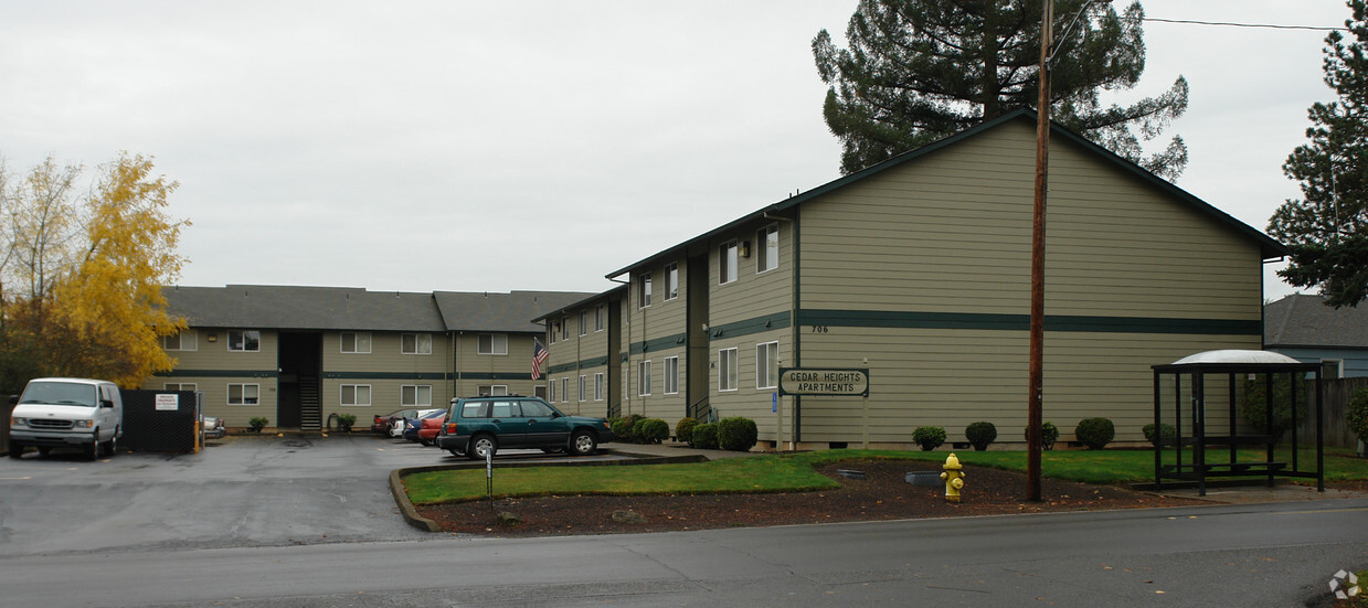 Primary Photo - Cedar Heights Apartments