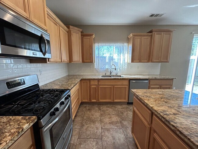 Building Photo - 3967 Bartley Ct