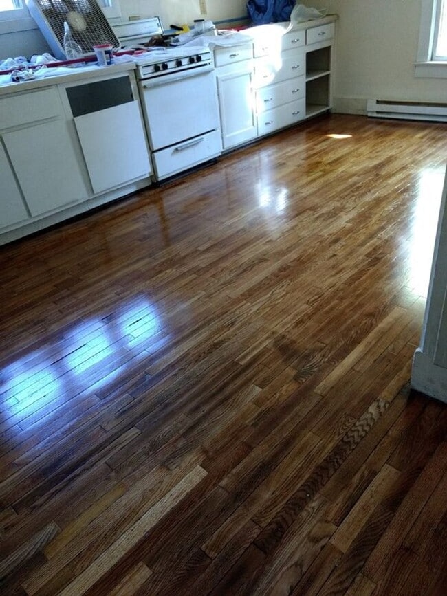 Foto del edificio - 704 E California Ave