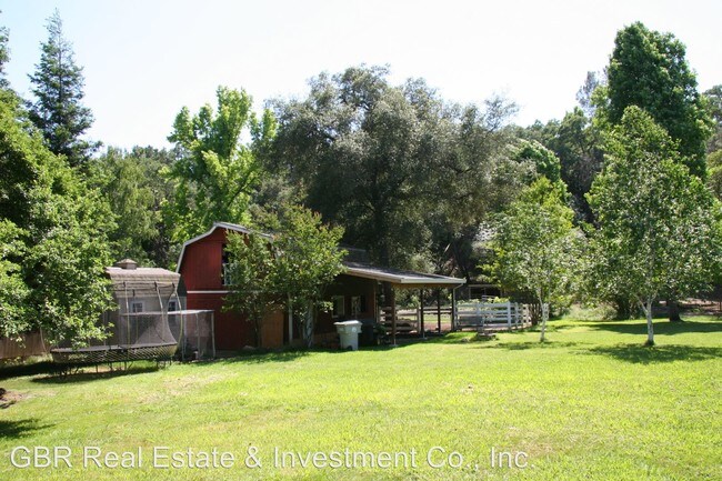 Building Photo - 5 br, 2 bath House - 6840 Oak Avenue