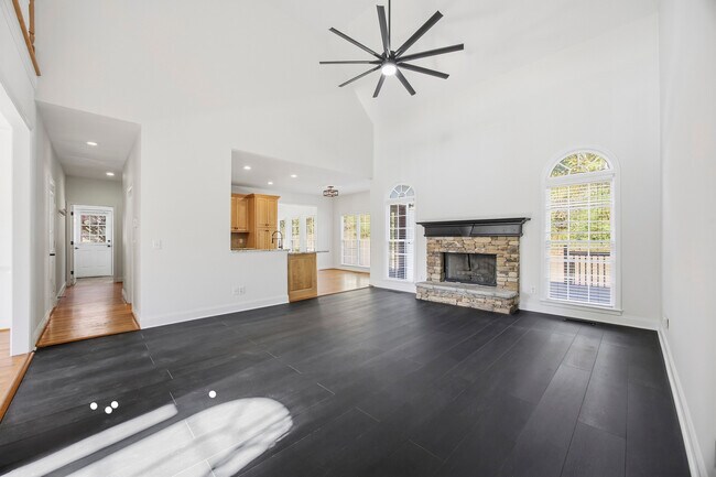 Foto del edificio - 5208 Hampton Mill Dr