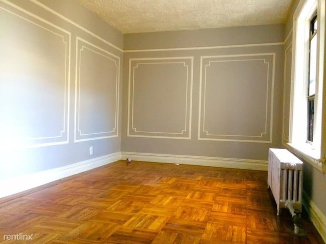 Building Photo - 87 E 53rd St