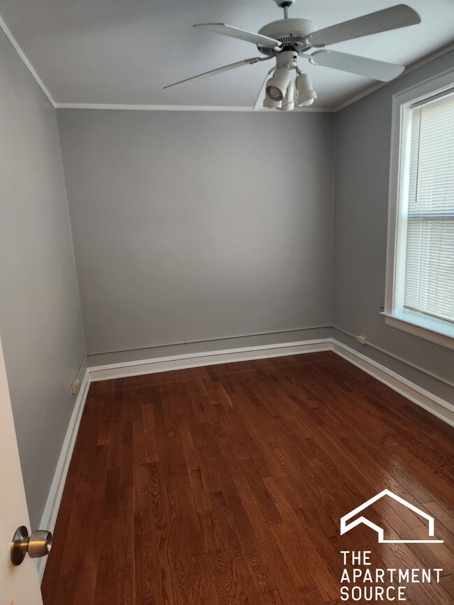 Foto del edificio - 2838 W Addison St