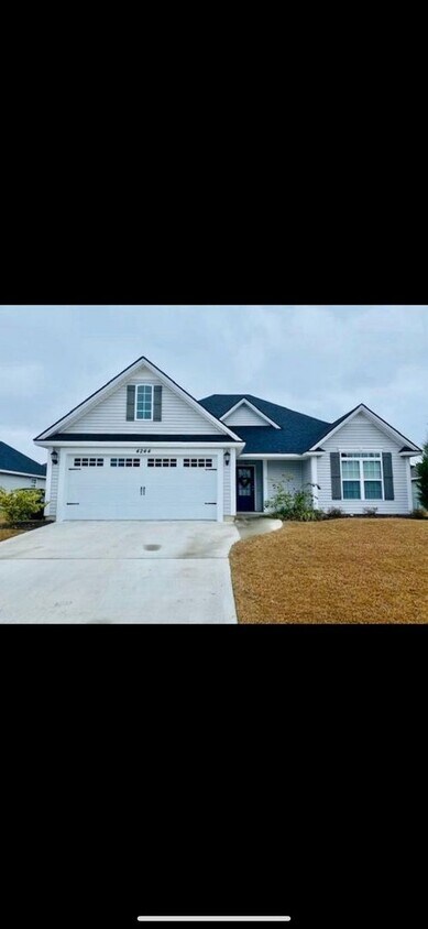 Primary Photo - Beautiful Home in Hahira, Ga!