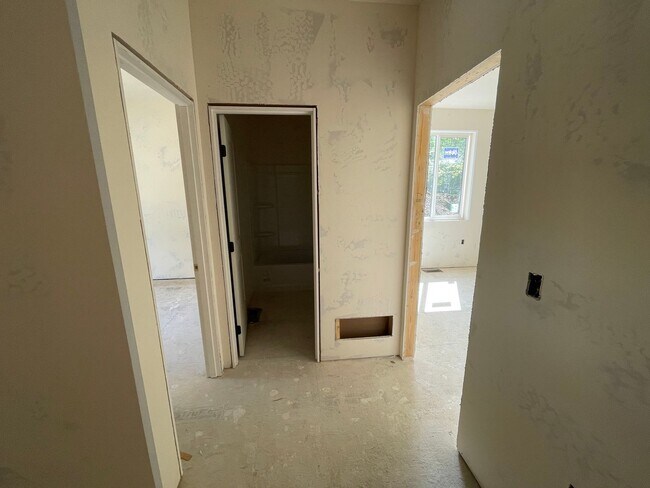 Foto del edificio - 7472 N Paw St