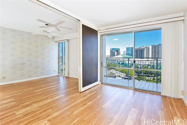 Building Photo - 1655 Makaloa St
