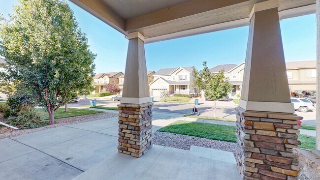 Foto del edificio - Stunning 4 Bed/3.5 Bath Home Near Downtown...