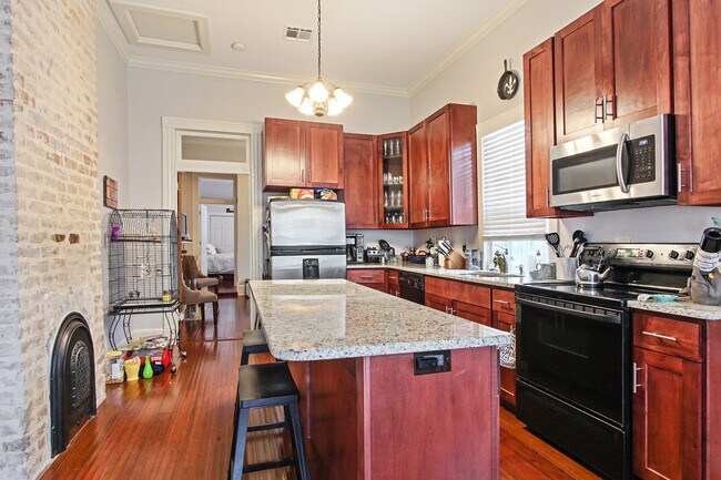 Foto del edificio - 7916-18 Hickory