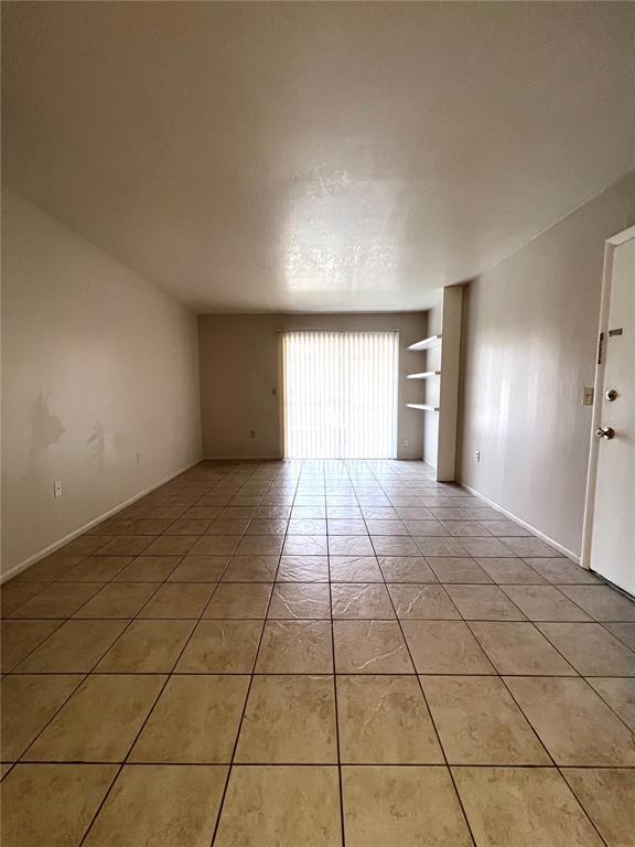 Foto del edificio - 926 Lake Destiny Rd