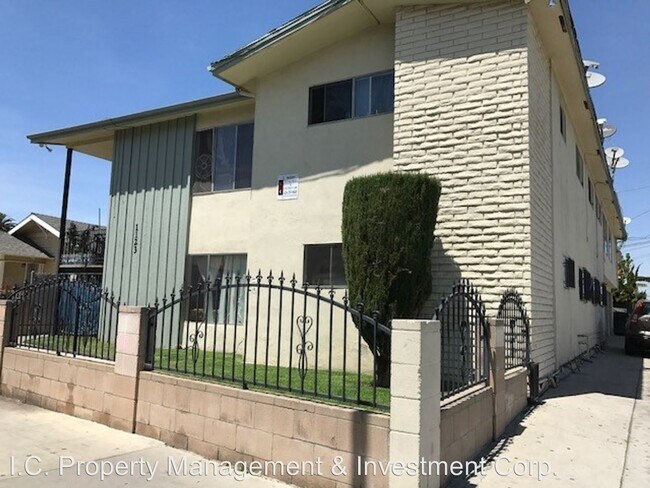 Building Photo - 1123 E Hellman St